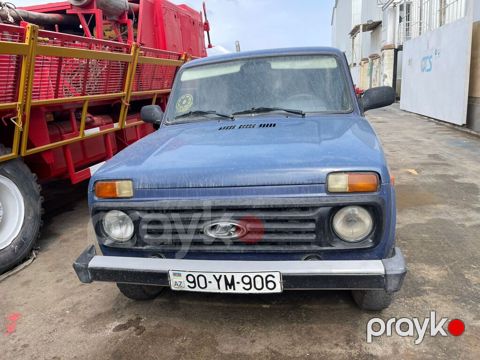 VAZ (Lada) 4x4 Niva: 1.7 l 2015 il Ofrouder/SUV — Mehdiabad