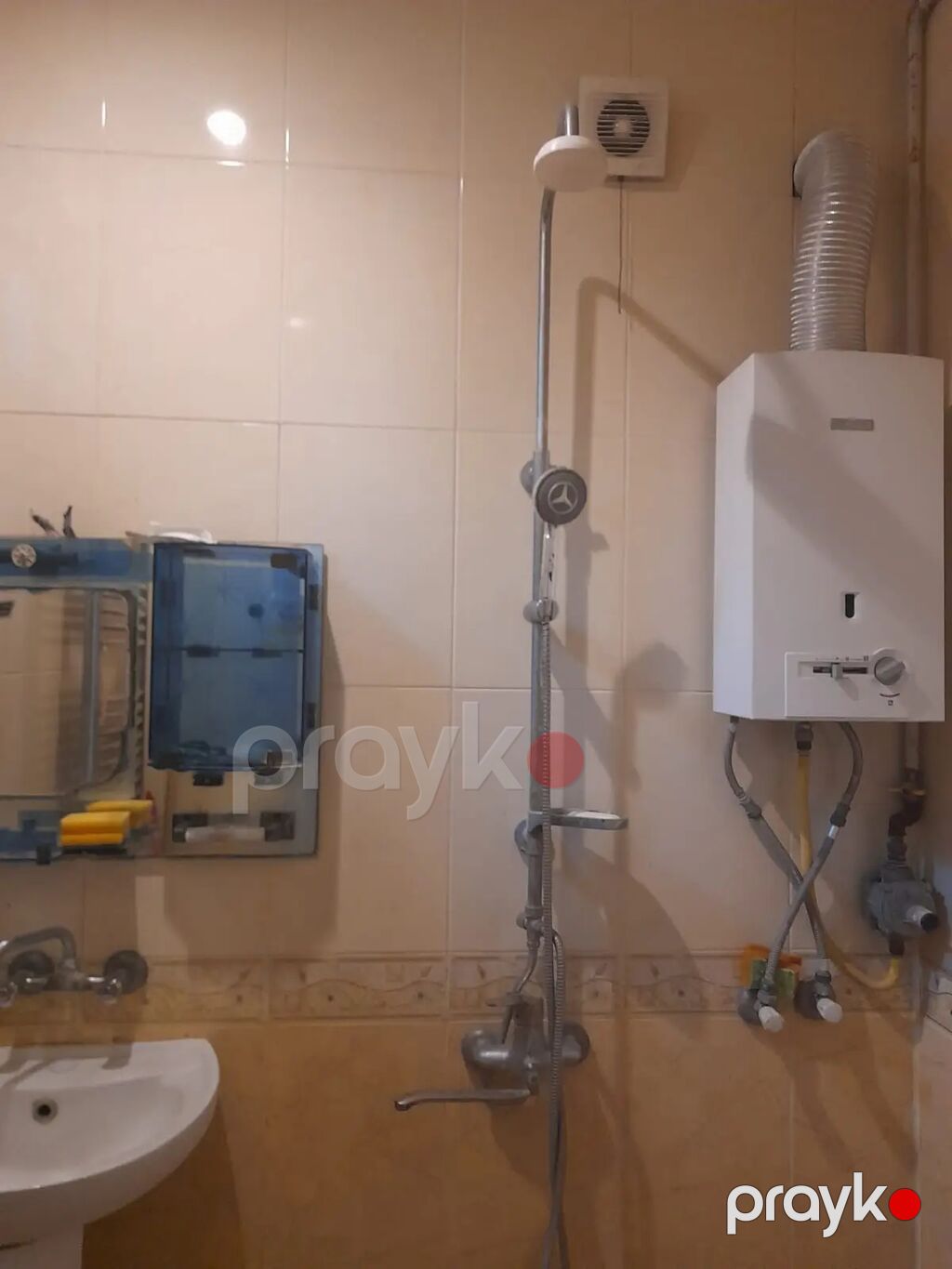 Gəncə Dövlət Universitetinin yanında ​Heydər Əliyev prospekti Kirayə — Mənzil, Gəncə (6)