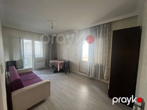 İcarəyə verilir 1 otaqlı köhnə tikili 90 m² — Bakı
