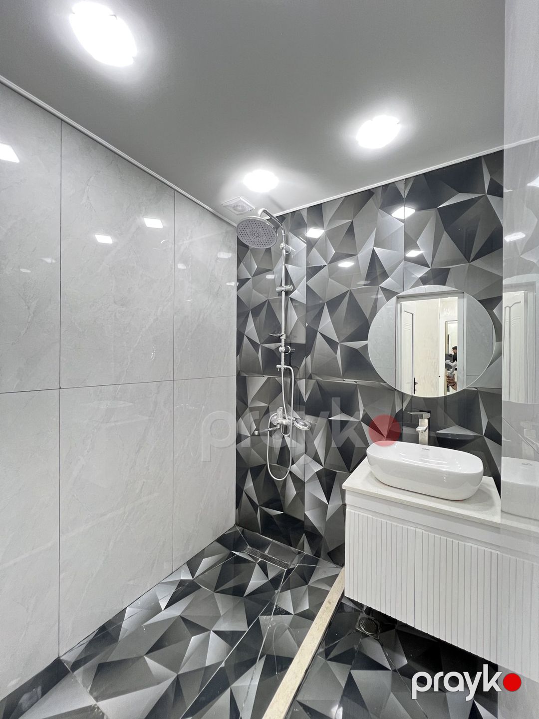 Satılır 2 otaqlı köhnə tikili 65 m² — Mənzil, Bakı (12)