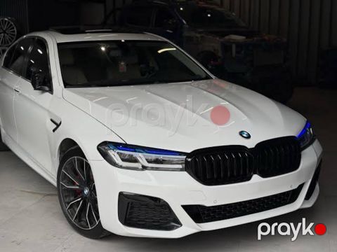 Bmw g30 m5 kapotu — Bakı