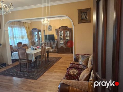 4 otaqlı mənzil, 100 m², Bineqedi r. 8mkr Azadliq prospekti, Bakı