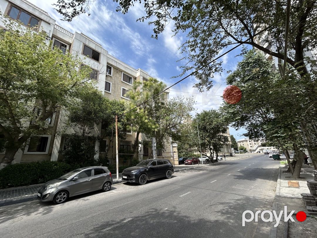 Satılır 2 otaqlı köhnə tikili 65 m² — Mənzil, Bakı (4)