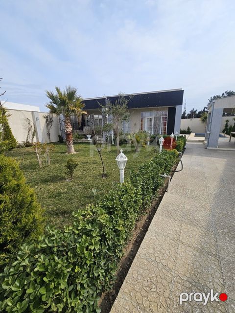 Satılır 4 otaqlı həyət evi/bağ evi 160 m² — Bakı