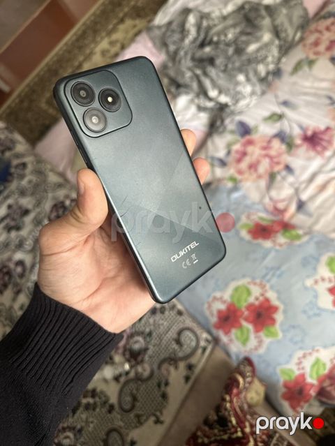 Oukitel ekranı çatdı problemi yoxdu — Bakı
