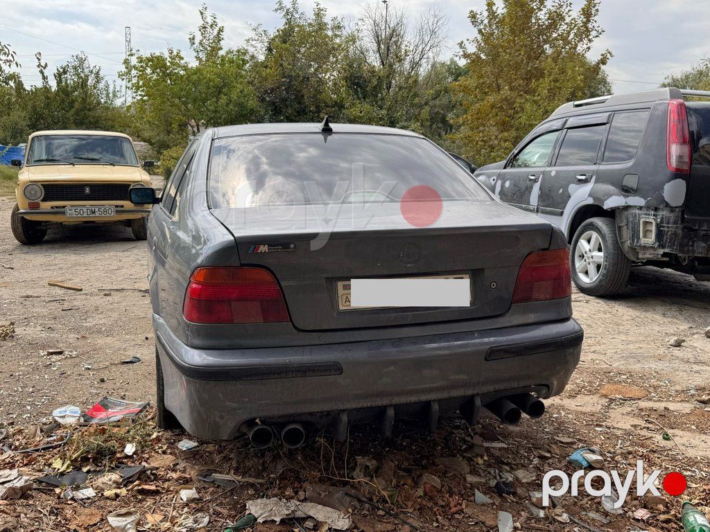 BMW 528, 2.8 L, 1998 il, 258 741 km — Avtomobillər, Sumqayıt (4)