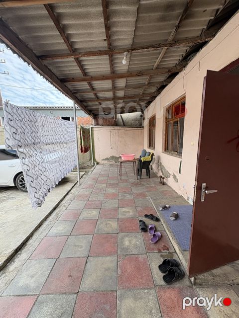 Satılır 4 otaqlı həyət evi/bağ evi 120 m² — Bakı