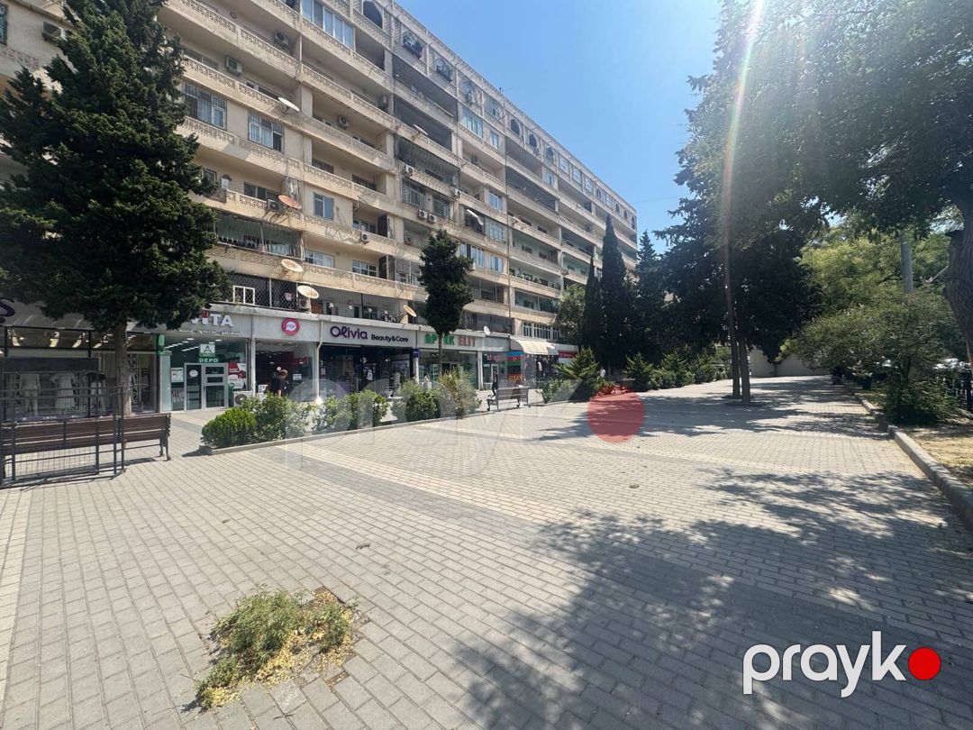 Satılır 4 otaqlı köhnə tikili 120 m² — Mənzil, Bakı (12)