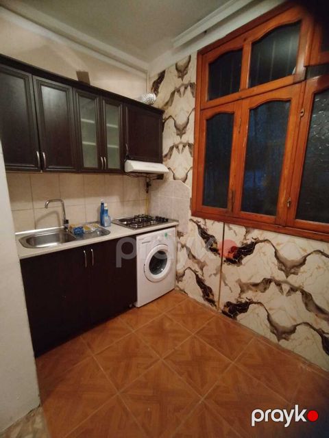 Satılır 2 otaqlı köhnə tikili 40 m² — Bakı