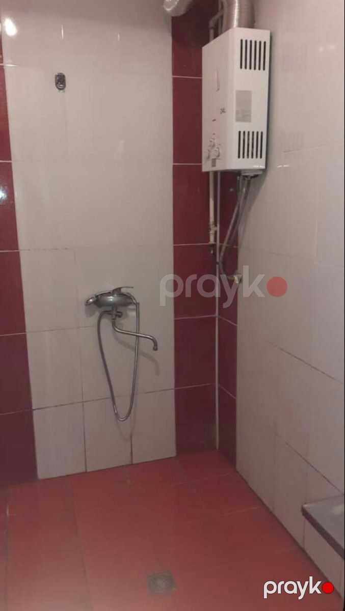 Satılır 2 otaqlı köhnə tikili 65 m² — Mənzil, Bakı (2)