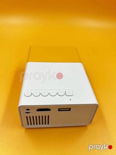 Proyektor mini Mini Proyektor kiçik ölçüsünə baxmayaraq yüksək — Bakı