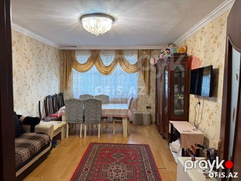 Köhnə tikili Satılır Suraxanı r., Qaraçuxur q., 3 otaq, 80 m² — Bakı