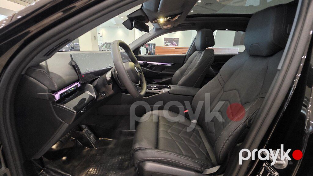 BMW 520, 2.0 L, 2025 il, yeni — Avtomobillər, Bakı (11)