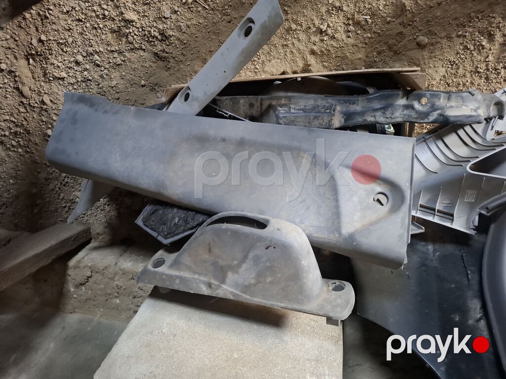 Hyundai h1 ehtiyat hisseleri islemis orijnal Tərkib: - A/C — Isitmə və kondisionerlər, Bakı (7)