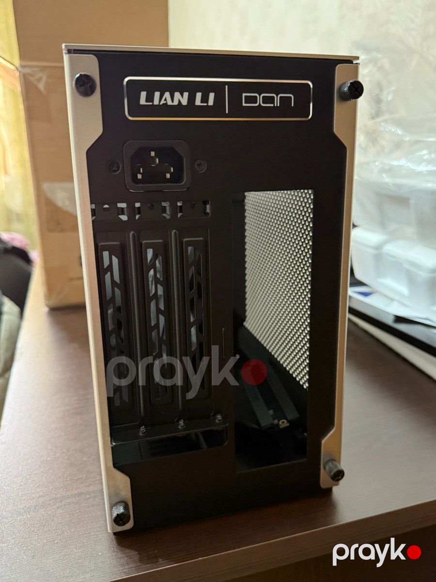 Lian Li DAN A4‑H2O Silver — Kompüterlər və noutbuklar, Bakı (4)