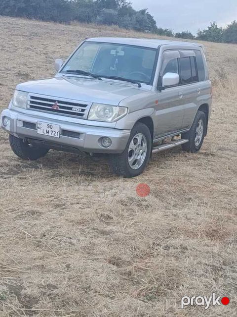 Mitsubishi Pajero io, 1.8 L, 2000 il, 200 000 km — Xızı