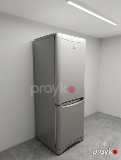 İşlənmiş 2 qapılı Indesit Soyuducu Satılır, rəng - Gümüşü — Bakı