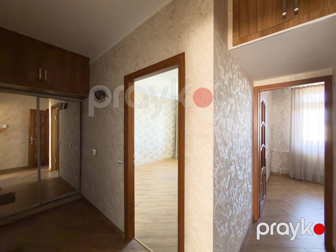 Satılır 2 otaqlı köhnə tikili 65 m² — Mənzil, Bakı (9)