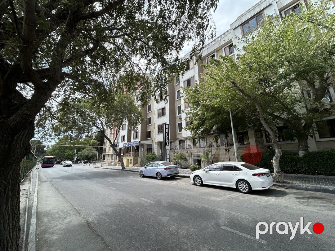 Satılır 2 otaqlı köhnə tikili 65 m² — Mənzil, Bakı (5)