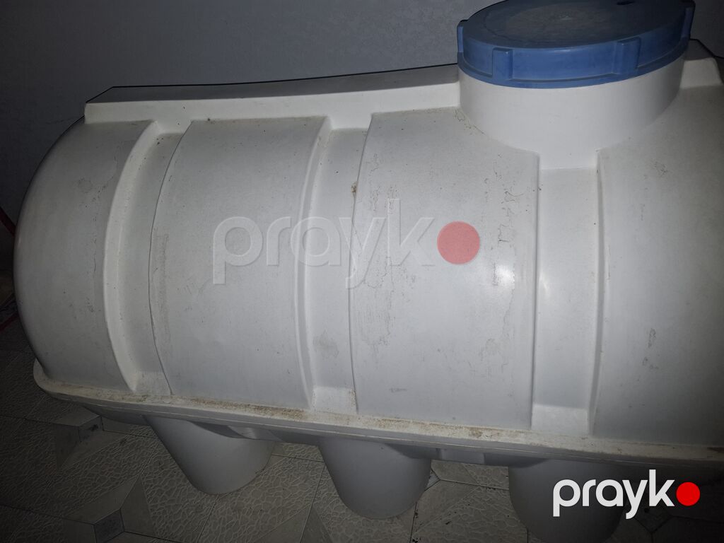 Buzkeş plastik su çəni – 1500 litr - Həcm: 1500 LT (korpus üzərində — Su çənləri, kanisterləri, bochkalar, Qusar (2)