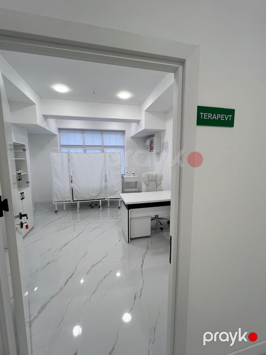Qara Qarayev metrosu yaxınlığında 2/16 Yeni təmirdən cıxmış Klinika — Əmlak, Bakı (4)