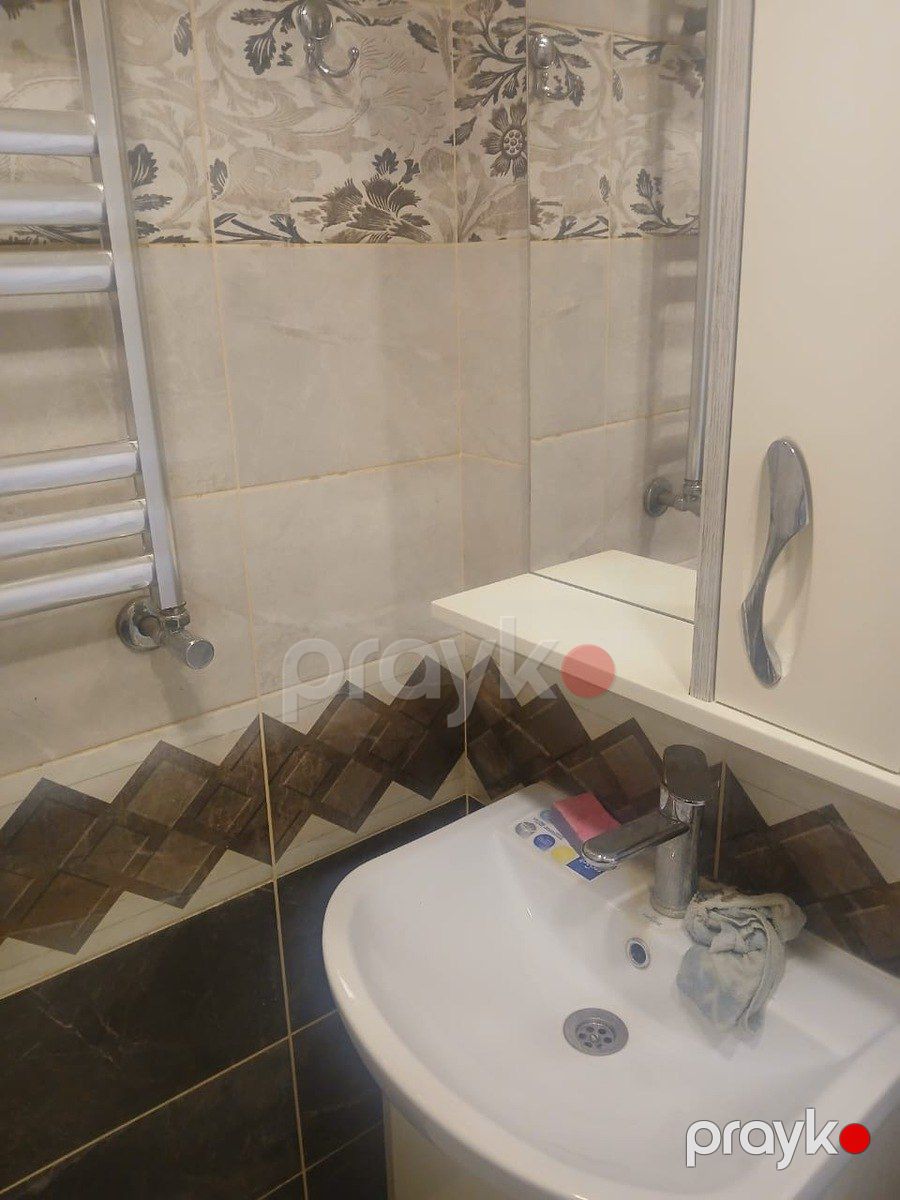 İcarəyə verilir 1 otaqlı köhnə tikili 40 m² — Mənzil, Bakı (7)