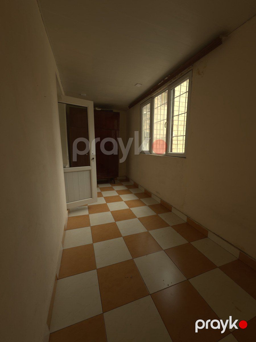 Satılır 2 otaqlı köhnə tikili 52 m² — Mənzil, Bakı (2)
