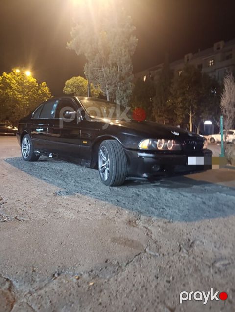 BMW 525, 2.5 L, 2001 il, 600 000 km — Gəncə