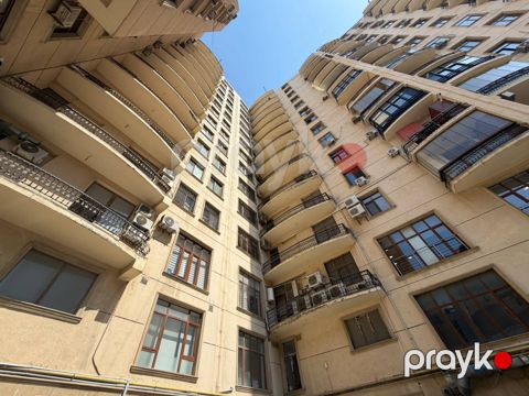 Satılır 6 otaqlı yeni tikili 230 m² — Bakı