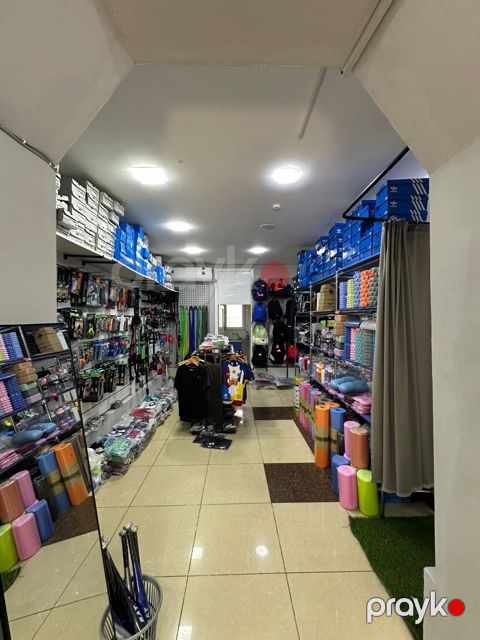 Satılır obyekt 170 m² — Bakı