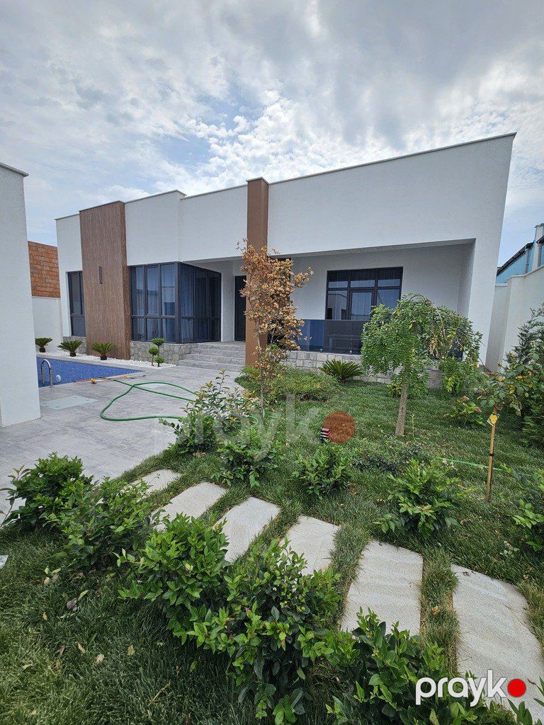 Satılır 4 otaqlı həyət evi/bağ evi 200 m² — Ev, villa, Bakı (2)