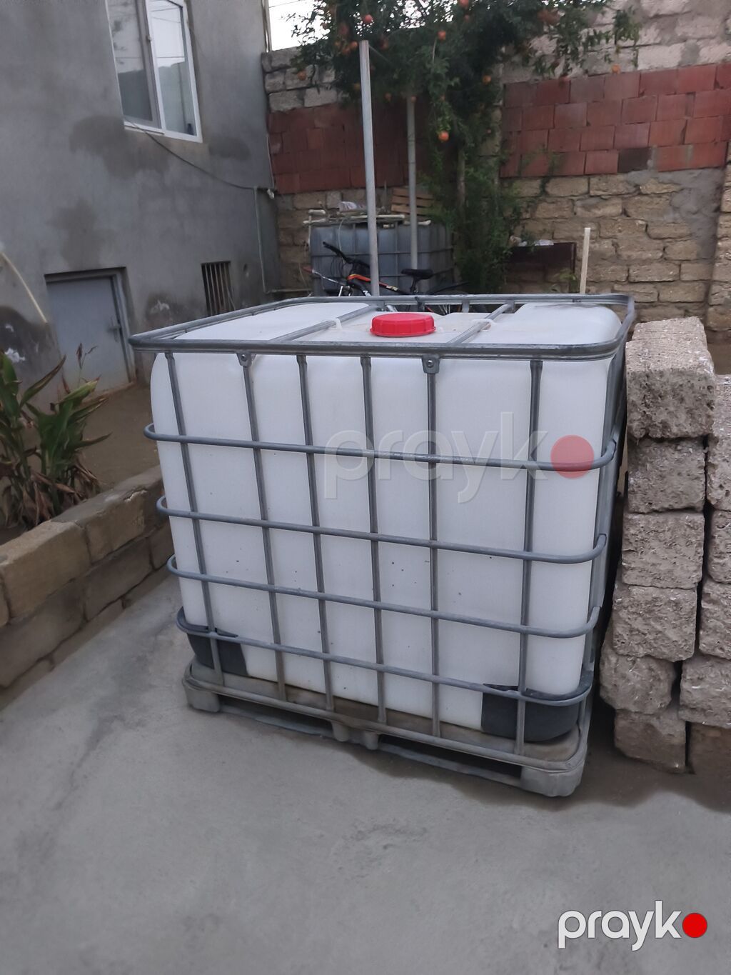 IBC konteyner – 1000 litr - Həcm: təqribən 1000 L (standart IBC) — Hazır konstruksiyalar, Digah (2)