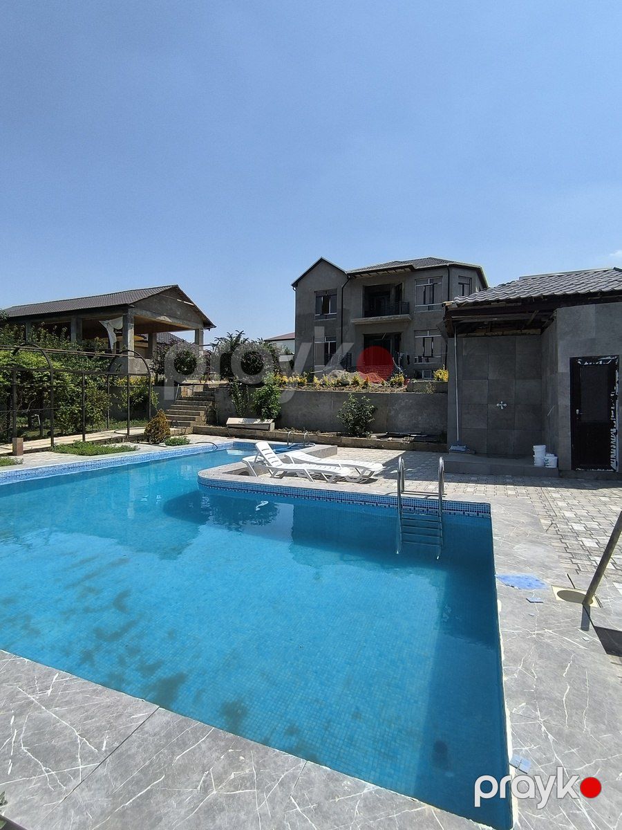 Satılır 6 otaqlı həyət evi/bağ evi 300 m² — Ev, villa, Bakı (6)