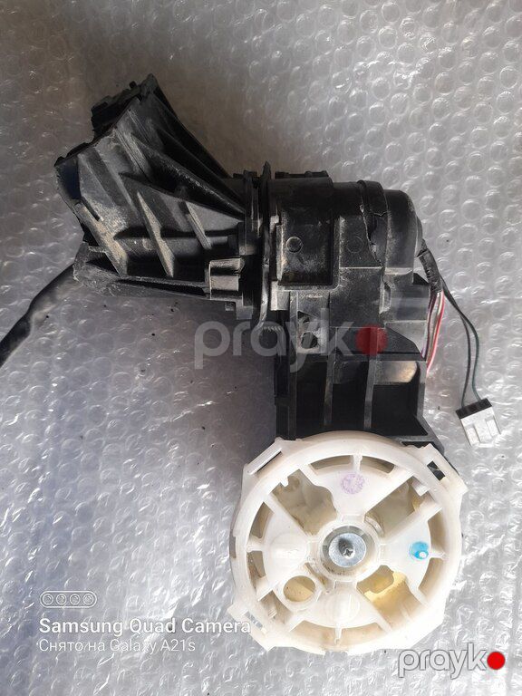 "Toyota Rav4" güzgü mühərriki — Ehtiyat hissələri və aksesuarlar, Bakı (2)