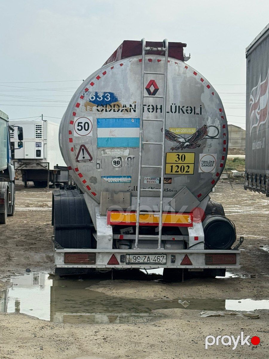 Tanker yanacaq daşıyan çən, 1989 il — Yük avtomobilləri və qoşqular, Bakı (5)