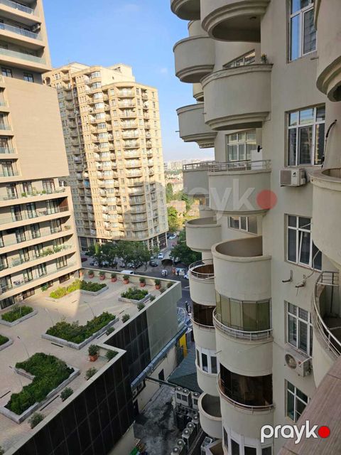 İcarəyə verilir 2 otaqlı yeni tikili 100 m²