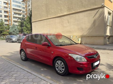 Hyundai i30, 1.4 L, 2007 il, 296 000 km — Gəncə