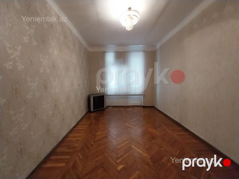Satılır 3 otaqlı Bina evi menzil (Köhnə tikili), 87 m², Yasamal rayonu — Mənzil, Bakı (4)