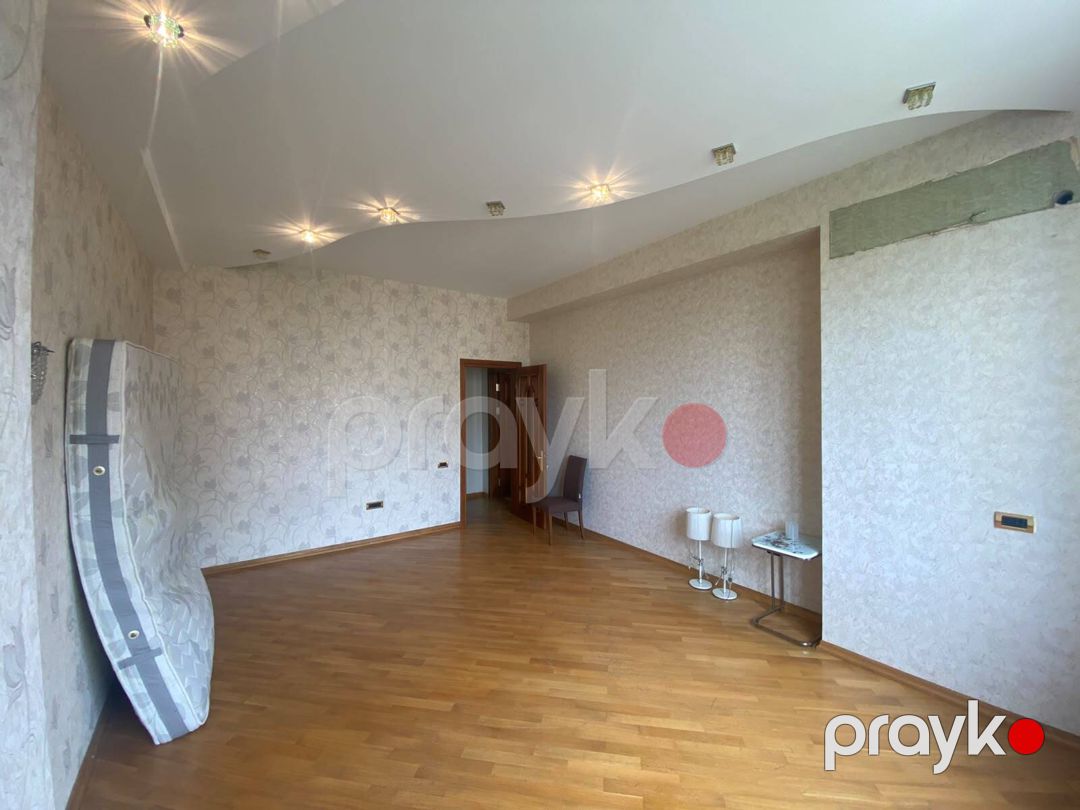 Satılır 4 otaqlı yeni tikili 220 m² — Mənzil, Bakı (9)
