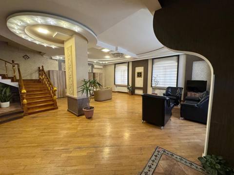 İcarə: 6 otaqlı Ev / villa, 565 m², Nəriman Nərimanov rayonu — Bakı
