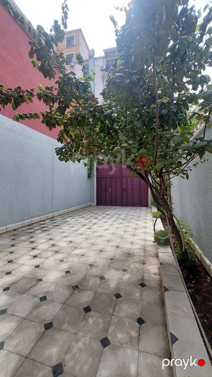 Həyət evi, Əliağa Vahid küç — Ev, villa, Bakı (5)