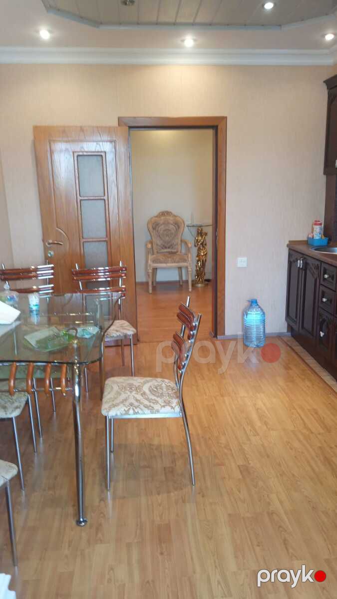 Satılır 5 otaqlı köhnə tikili 120 m² — Mənzil, Bakı (9)
