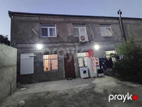 Həyət evi, Günəşli qəs — Bakı