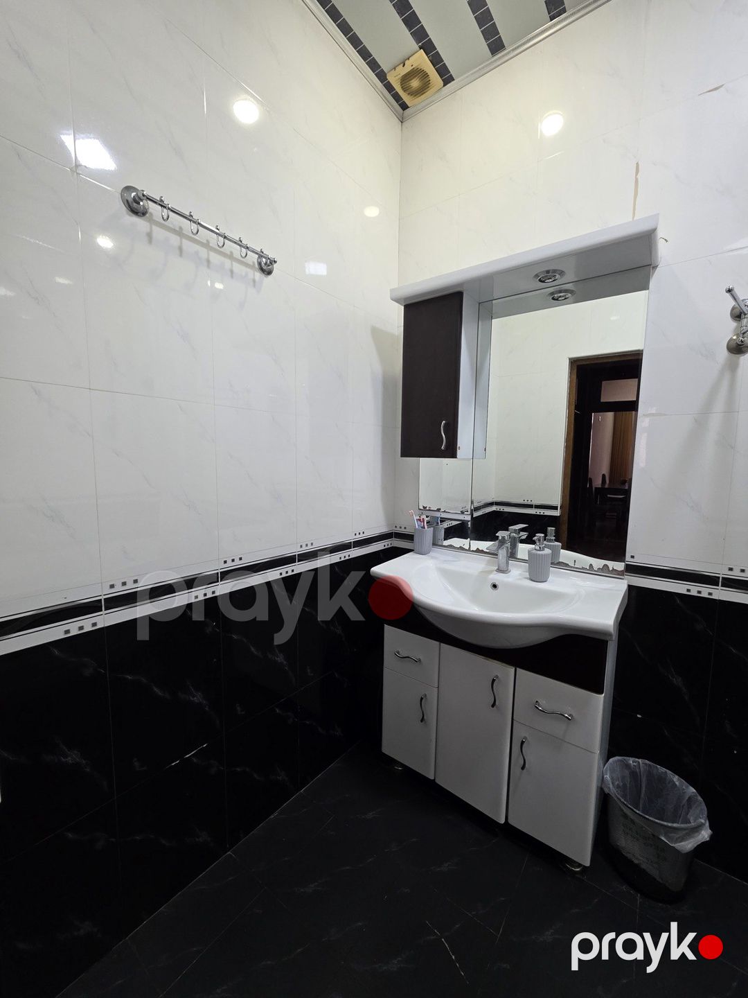 İcarəyə verilir 3 otaqlı yeni tikili 120 m² — Mənzil, Bakı (9)