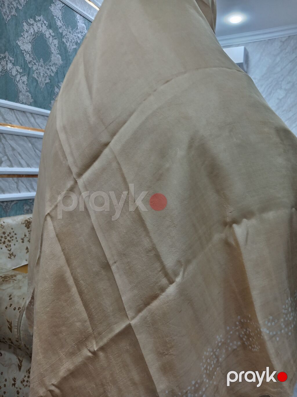 Bej rəngli qadın örtüyü/şal - Parça: nazik, yumşaq toxumalı, nəfəsalan — Xicab və nikab, Xırdalan (2)
