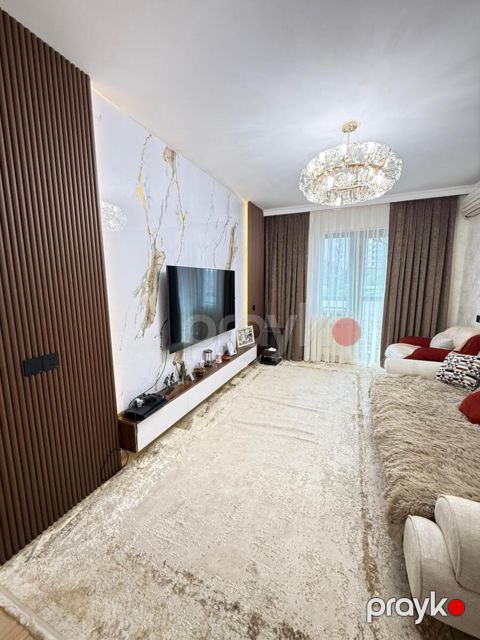 Satılır 4 otaqlı köhnə tikili 110 m² — Bakı