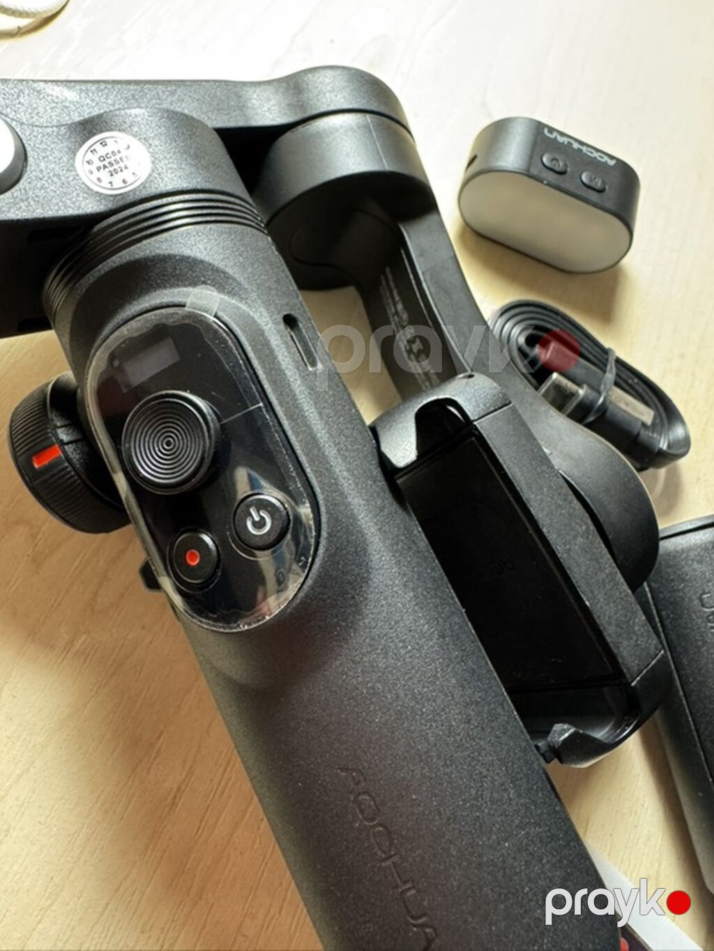 Aochuan Smart X Pro – 3 oxlu smartfon stabilizatoru Əsas — Tripod, steadicam, video işıq, Bakı (4)