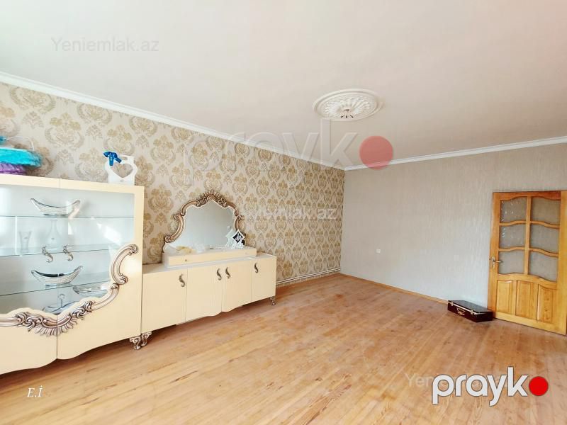 Satılır 3 otaqlı Bina evi menzil (Köhnə tikili), 70 m², 9-cu mikrorayon — Mənzil, Sumqayıt (4)