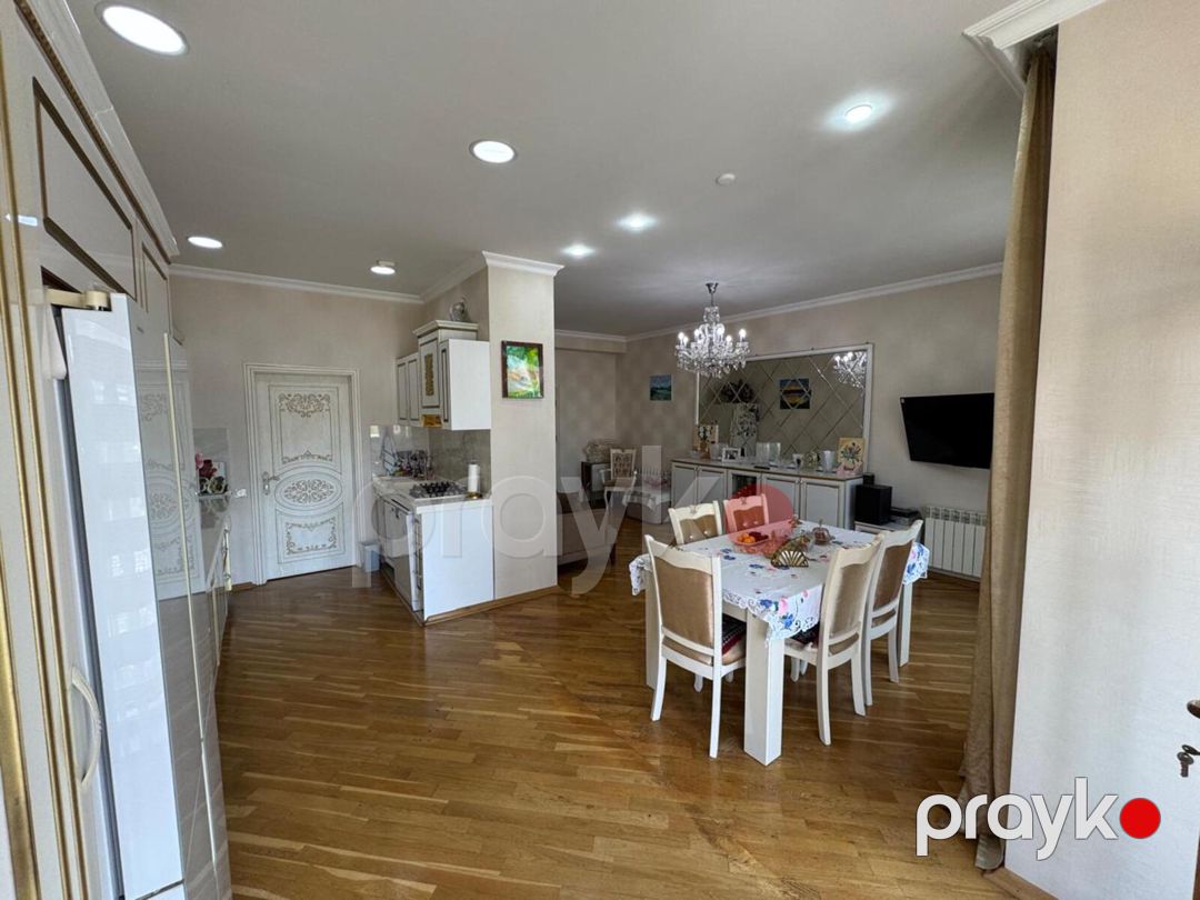 Satılır 4 otaqlı yeni tikili 235 m² — Mənzil, Bakı (8)