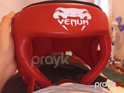 Salam qırmızı 2 dest ve elcey adidaskaska venum 2 ci etdi boks — Bakı